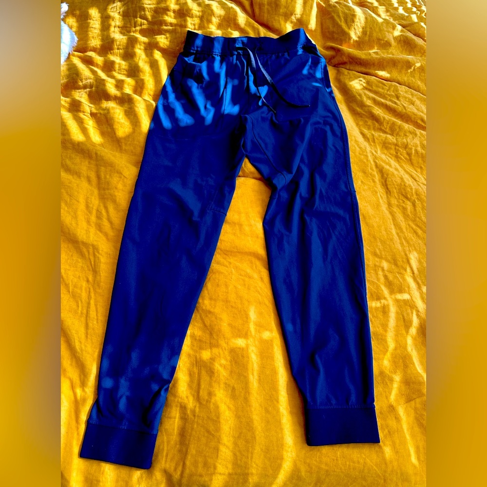 LULULEMON ABC JOGGER- NAVY SMALL 28 INSEAM